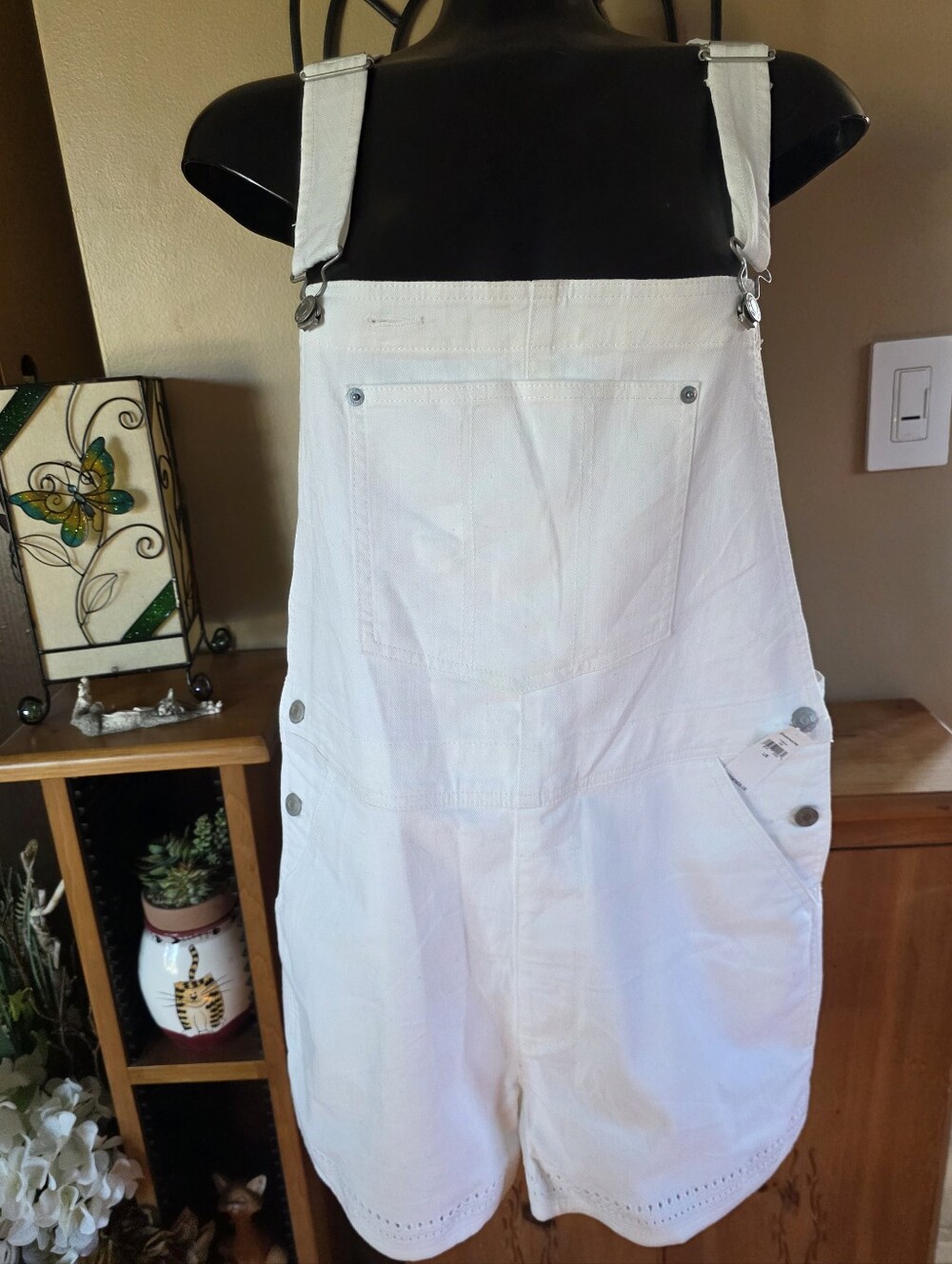 🆕️ GAP White Short Dungaree Cotton Bib Style Embroidered Hem Overalls Size L